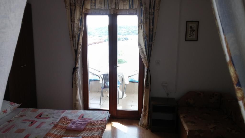 Apartments Marija Bajto Nečujam Δωμάτιο φωτογραφία