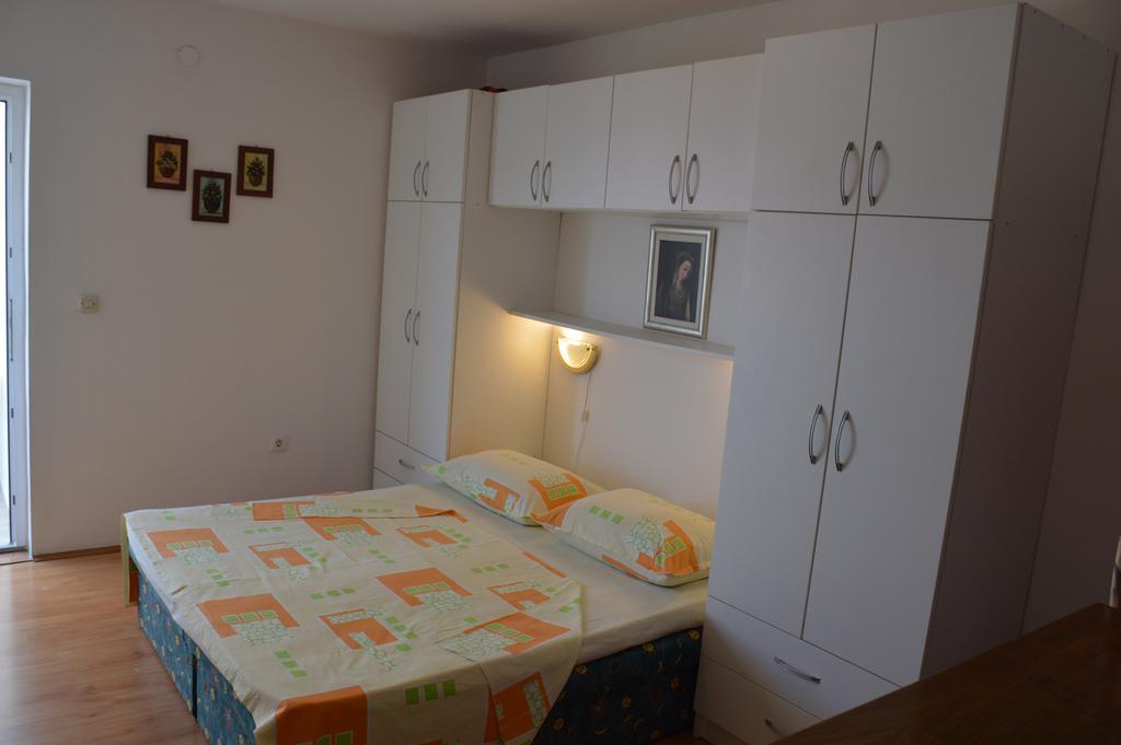 Apartments Marija Bajto Nečujam Εξωτερικό φωτογραφία