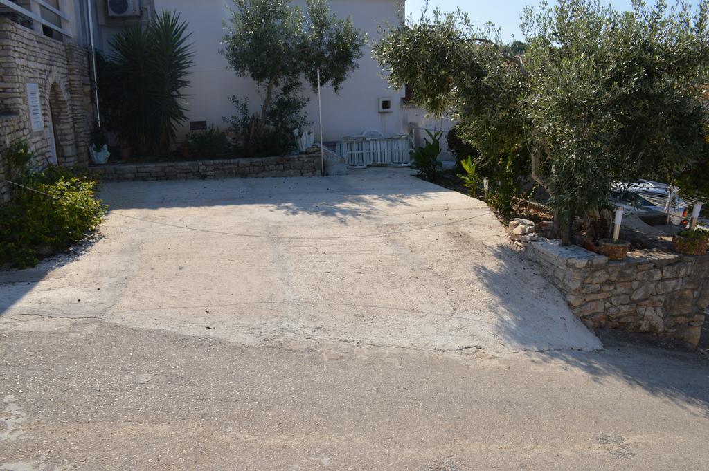 Apartments Marija Bajto Nečujam Εξωτερικό φωτογραφία
